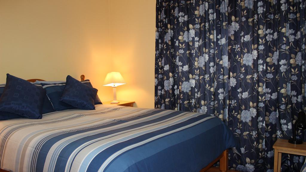 Atlantic Breeze Bed & Breakfast Keel  Стая снимка