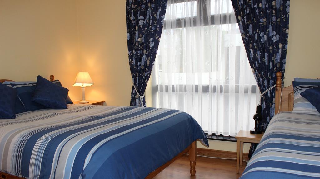 Atlantic Breeze Bed & Breakfast Keel  Стая снимка